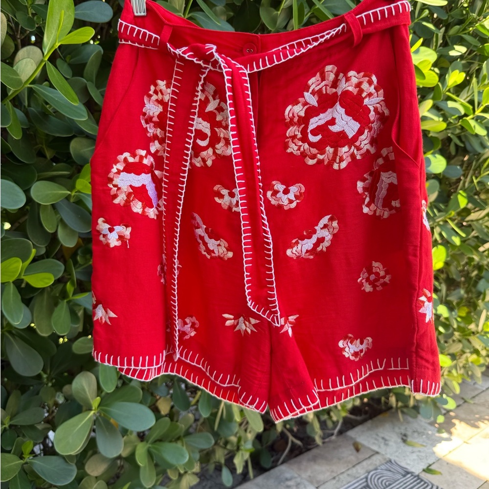 Red Floral Embroidered Tie-Waist Women's Bermuda Shorts Small